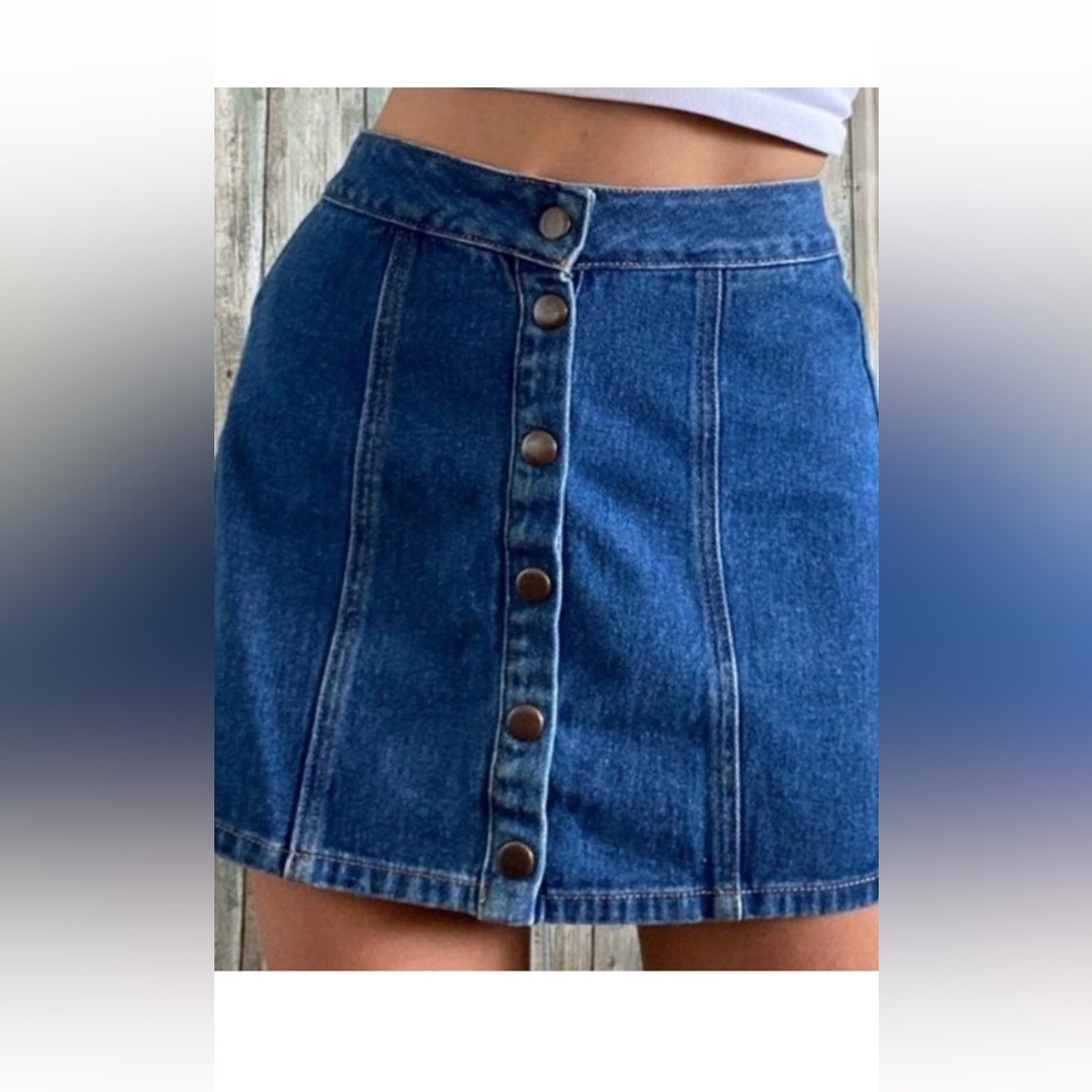 Brandy‎ Melville Front Button Snap Blue Denim Jean A Line Mini Skirt Size…